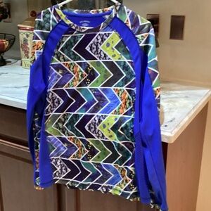 Women’s size medium long sleeve Freeline Real Legends athletic tee